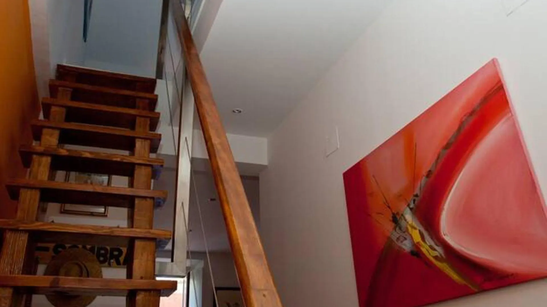 Bright Apartment In Lisbon, 70 Sqm Near City Center